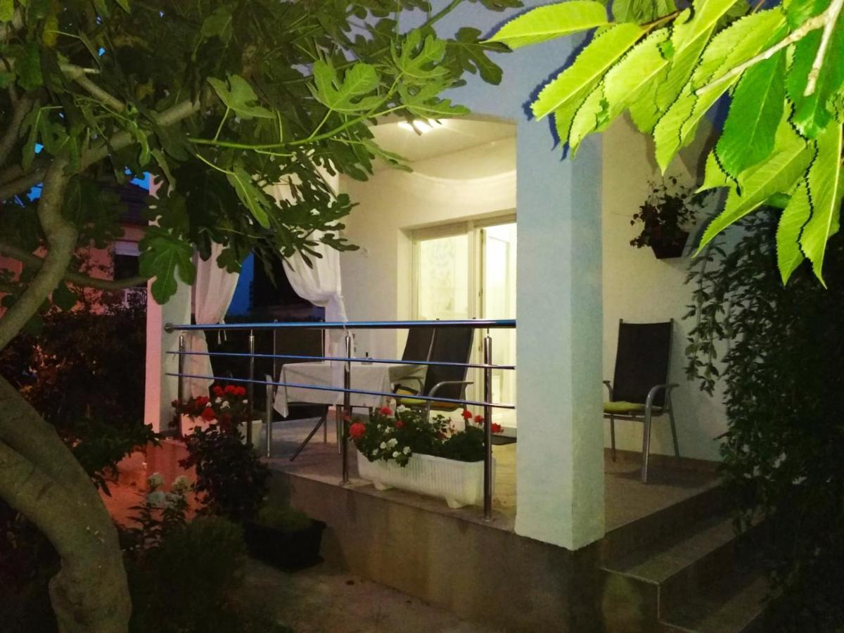 Radenka Zafron Apartment Водице Екстериор снимка