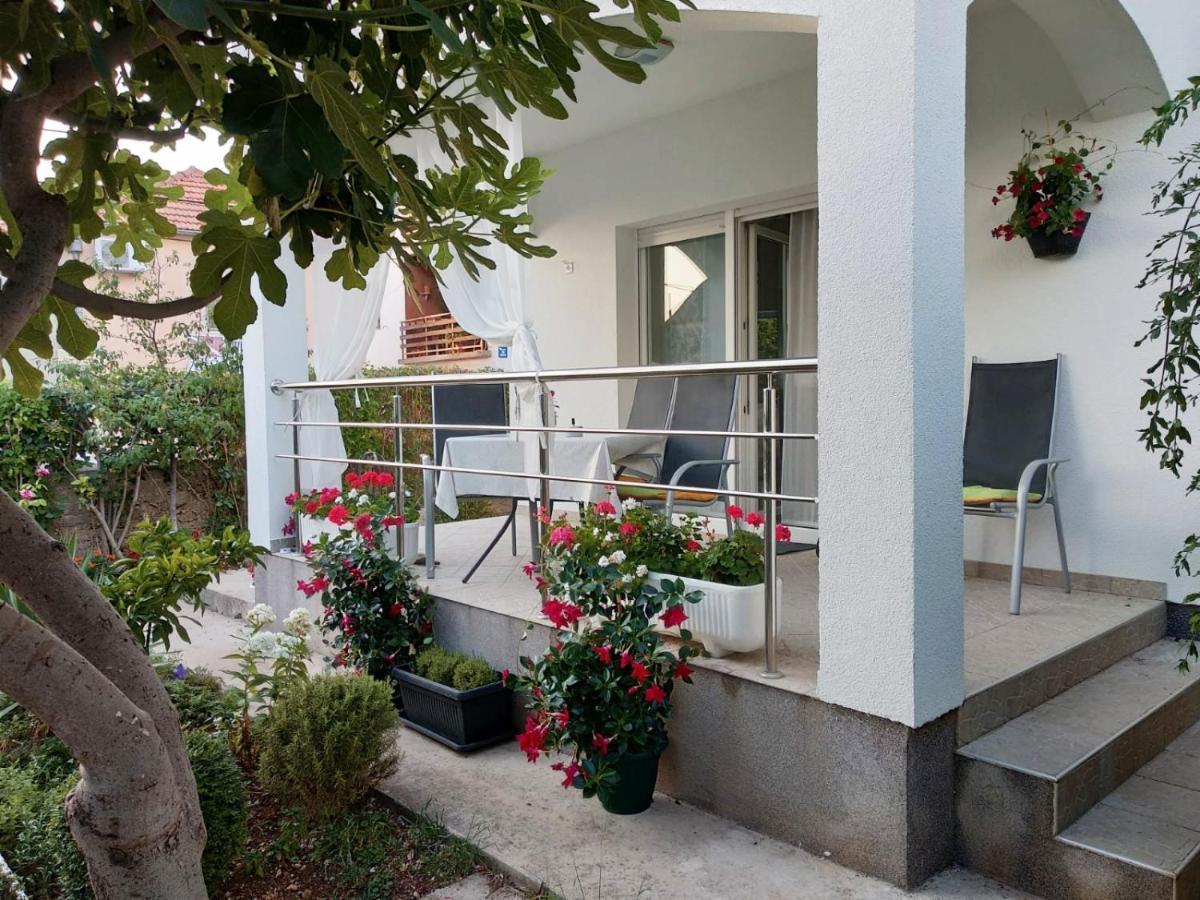 Radenka Zafron Apartment Водице Екстериор снимка
