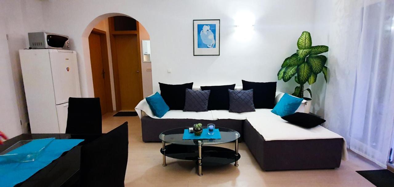 Radenka Zafron Apartment Водице Екстериор снимка