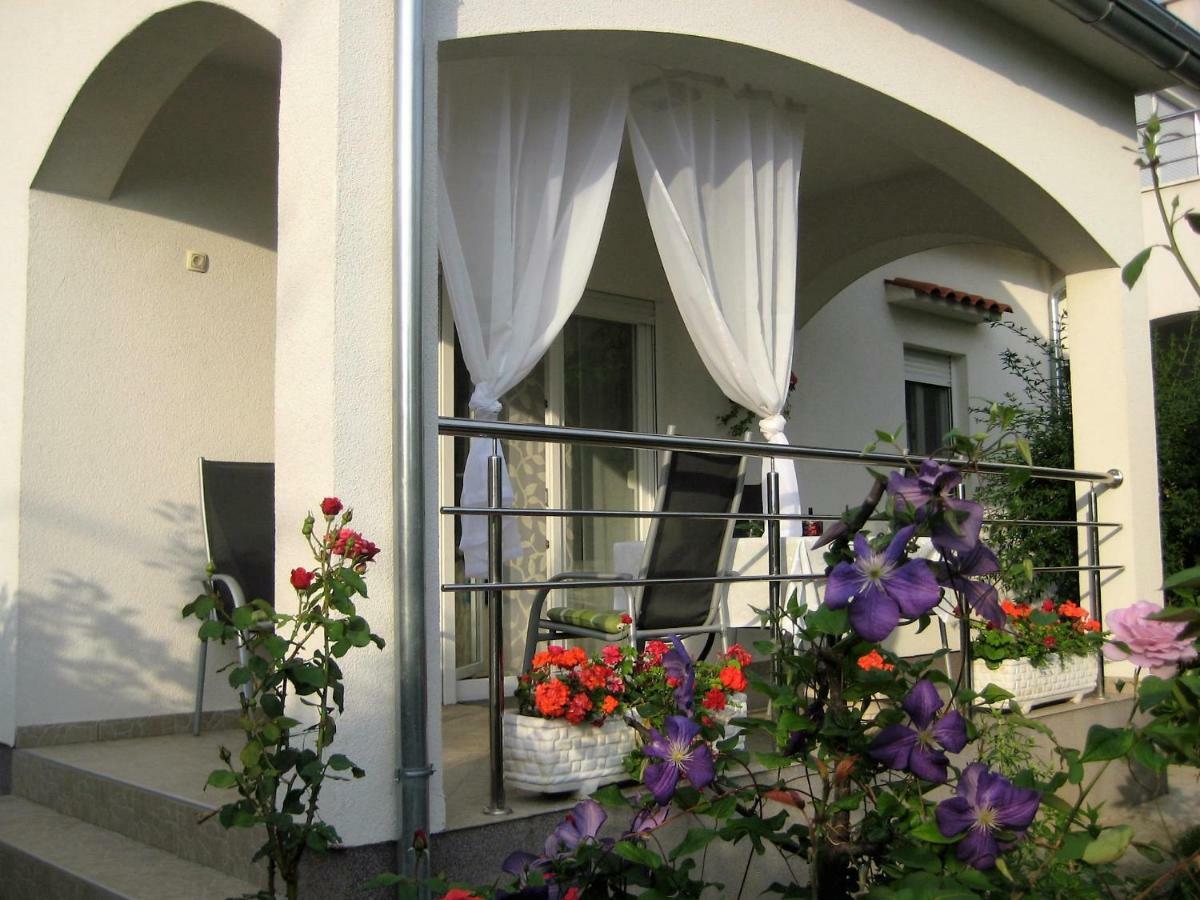 Radenka Zafron Apartment Водице Екстериор снимка